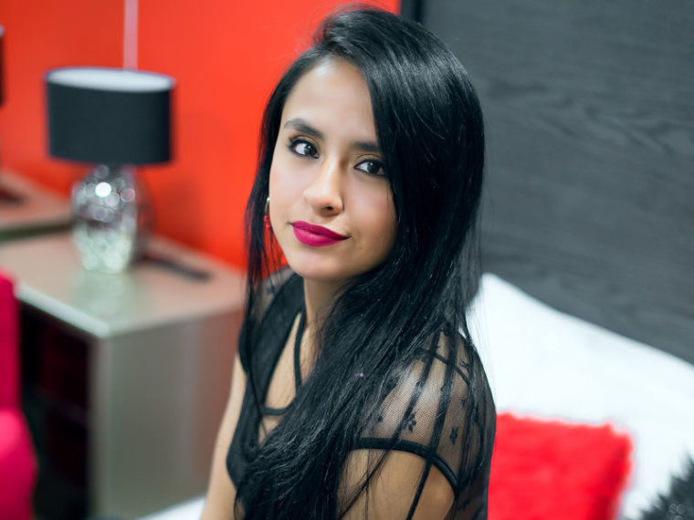 NaomiBecker's profile - Image n°0