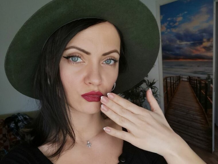 natashabullet's profile - Image n°1