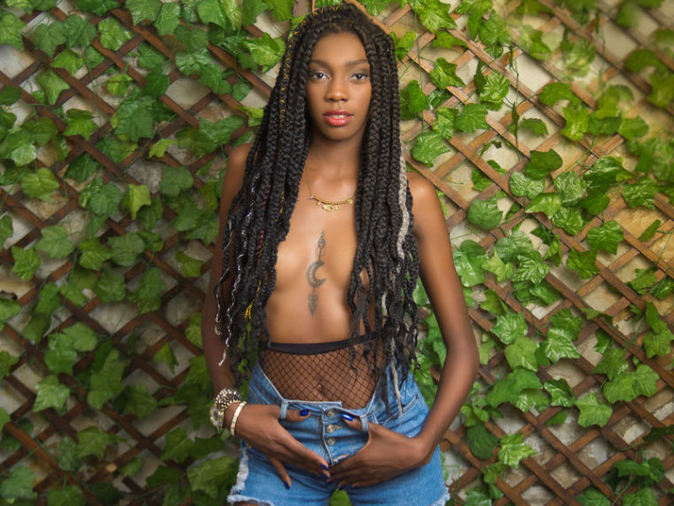 NathashaAmet's profile - Image n°1
