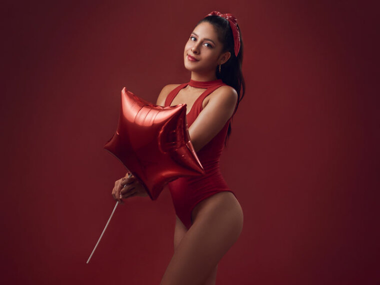 naughttyAmara's profile - Image n°0
