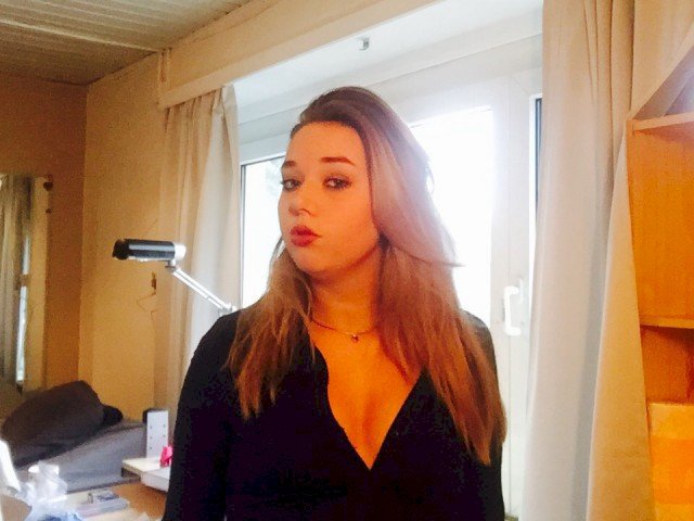 navalove's profile - Image n°0