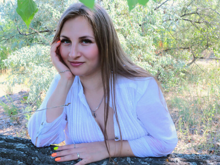 NeonAngell's profile - Image n°1