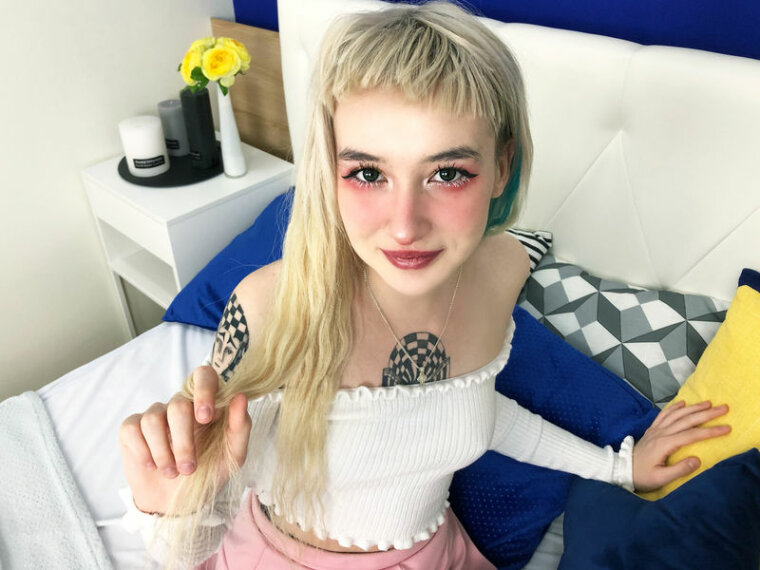 NesollaMay's profile - Image n°0