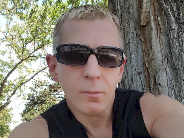 NgloryusCock's profile - Image n°0