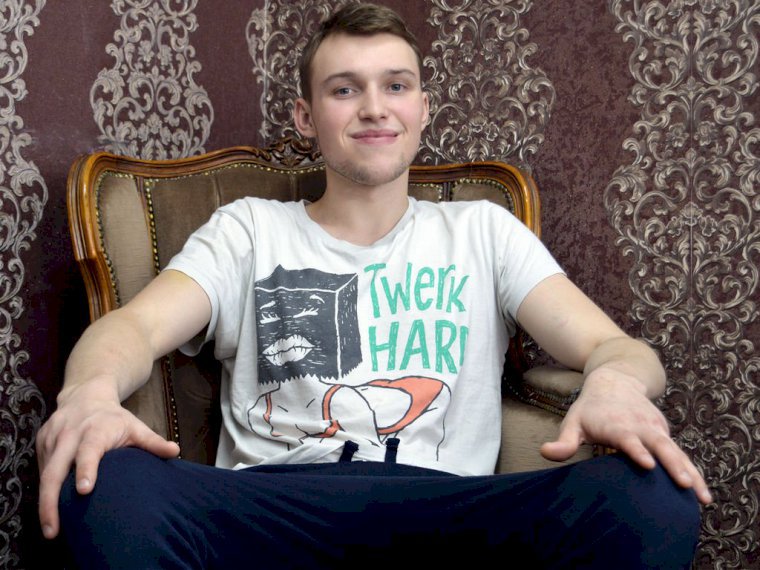 NiceBoyTravis's profile - Image n°1