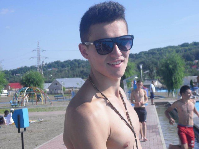 Nicholas's profile - Image n°3