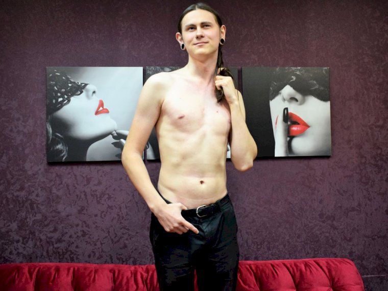 NicholasRyan's profile - Image n°1