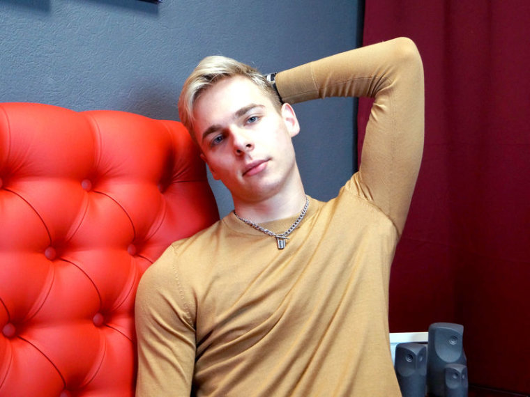 NicolasRobinson's profile - Image n°0