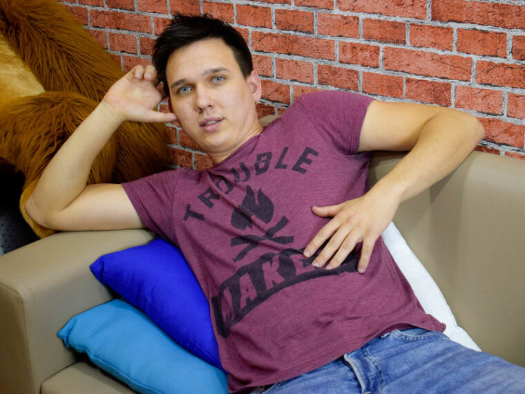 NicolasWest's profile - Image n°0