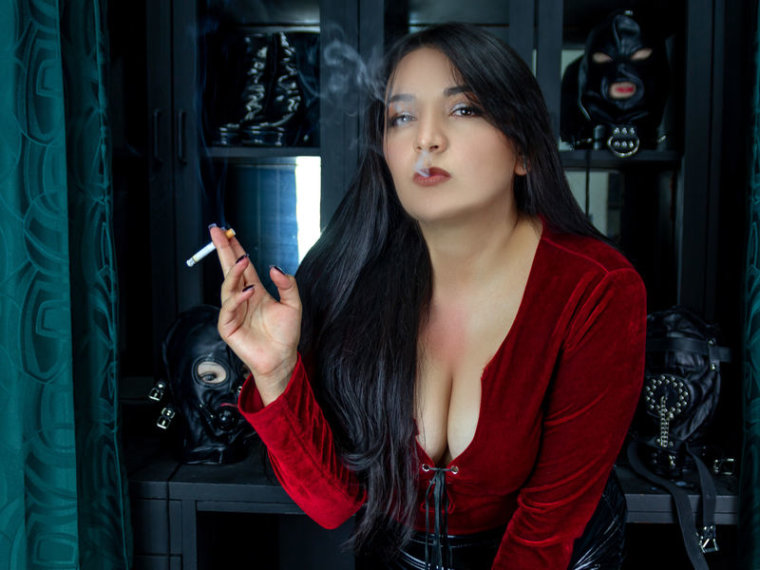 NicoleFerrero's profile - Image n°0