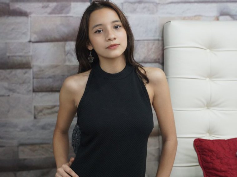NicoleHaley's profile - Image n°0