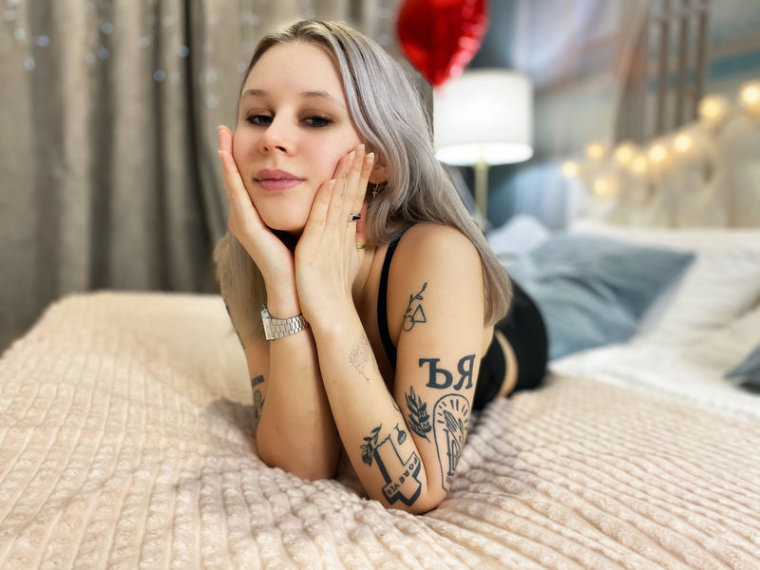 NikaFoster's profile - Image n°0