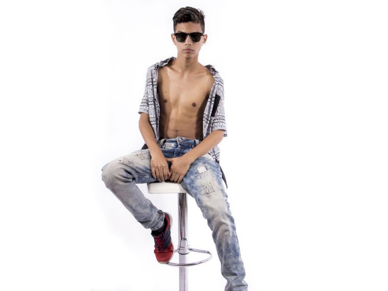 Perfil con Nikolaijones - Imagen  n°1