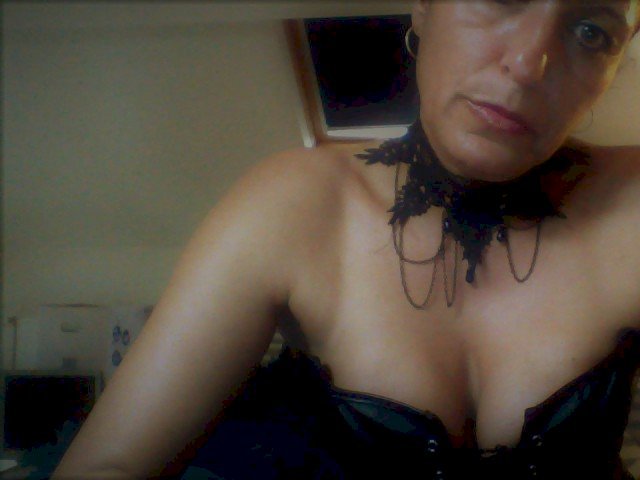 nina070's profile - Image n°4
