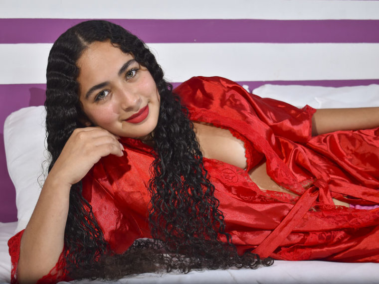 NinaDiaz's profile - Image n°0