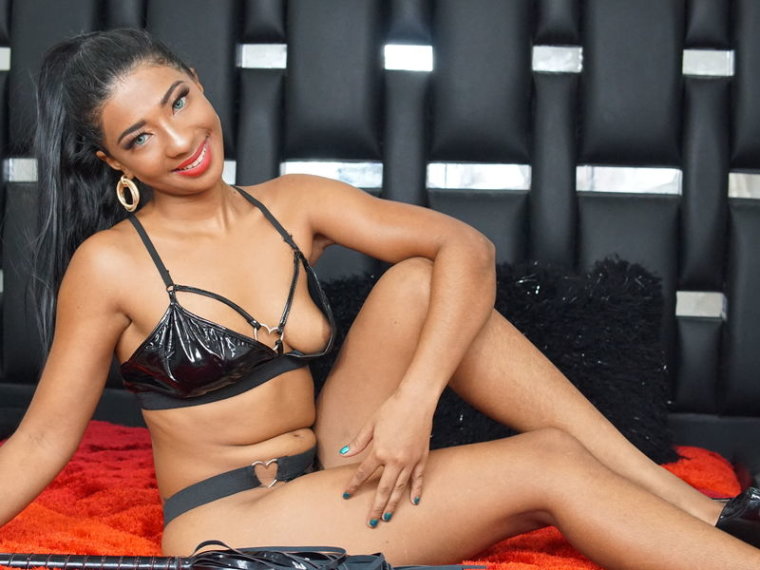 NiniWilliams's profile - Image n°0