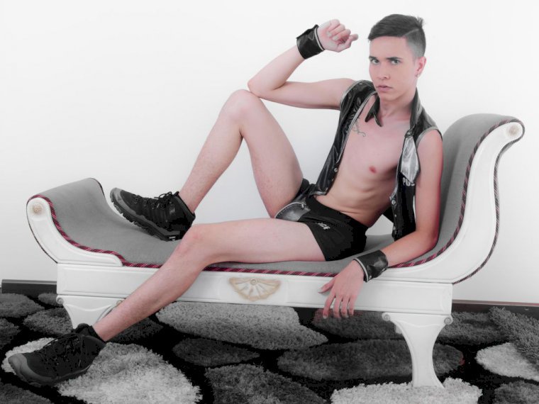 NoahLatinHot's profile - Image n°1