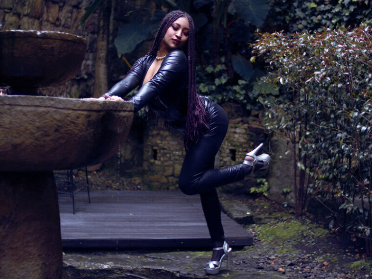 NomiWilson's profile - Image n°1