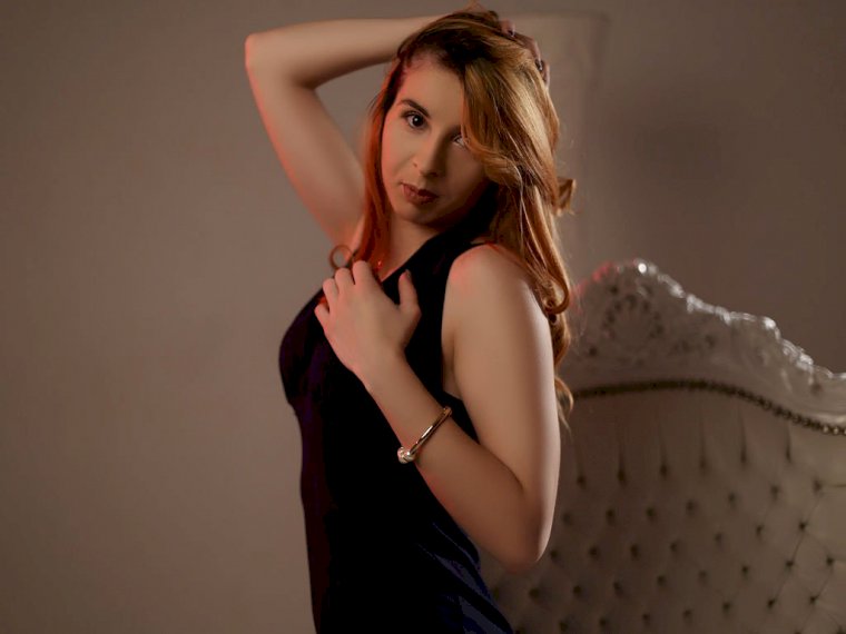 NoraSutton's profile - Image n°0