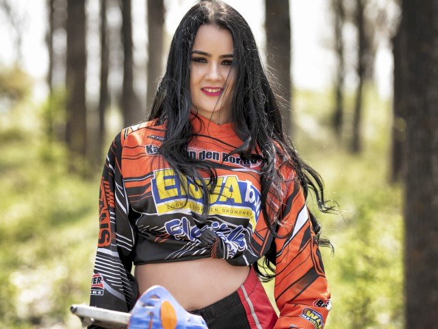 Perfil con PearlRobbins - Imagen  n°8