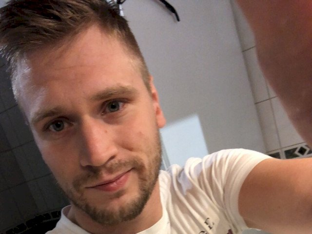 phill106's profile - Image n°2