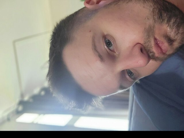 Partyboy71's profile - Image n°1