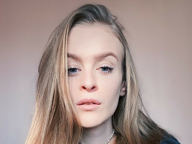 Perfil con PinkMoon - Imagen  n°9