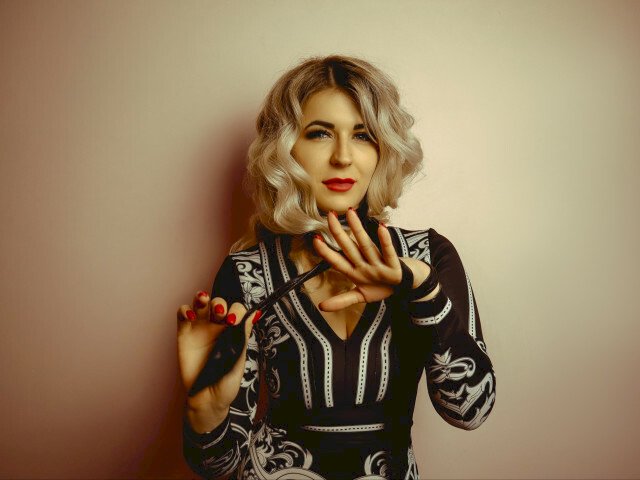 PrettyXBlond's profile - Image n°1