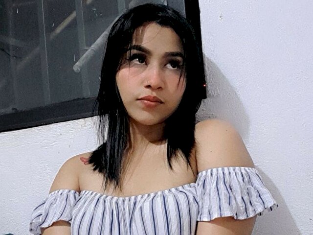 PetiteHot's Profil - Bild n°8