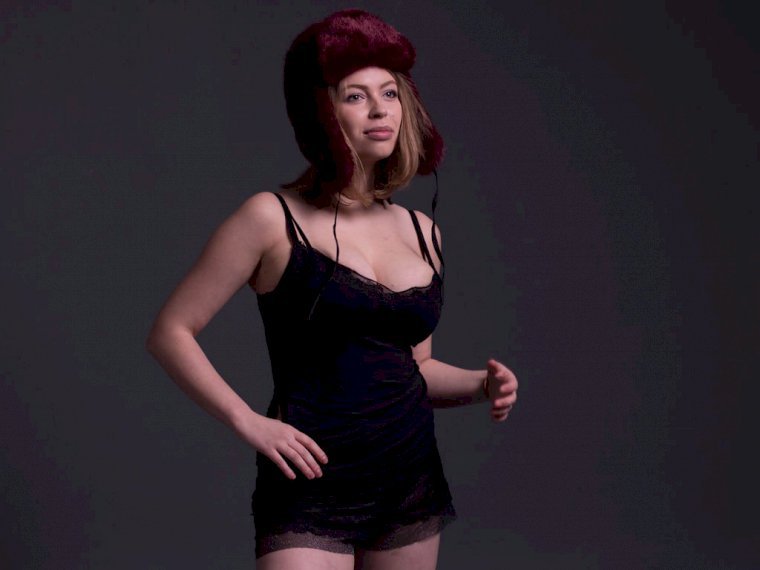 PlayfulMina's profile - Image n°1