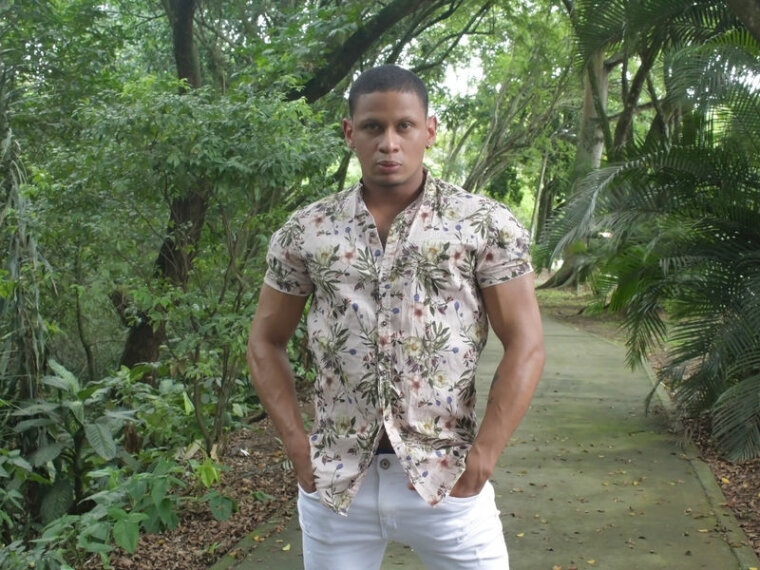 PolitoCruz's profile - Image n°0