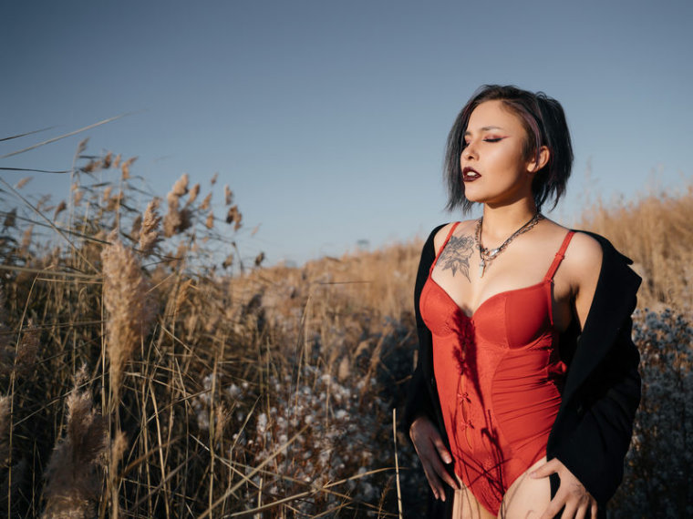 PollySimons's profile - Image n°0