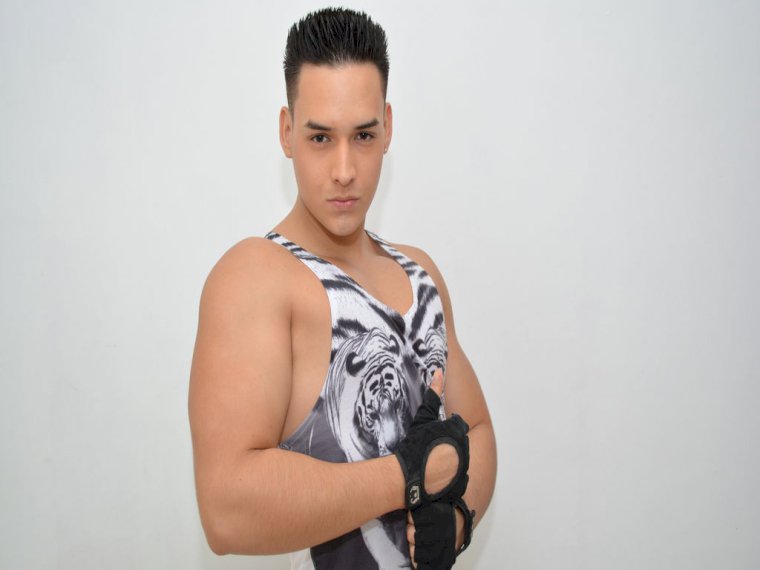 POWER's profile - Image n°1