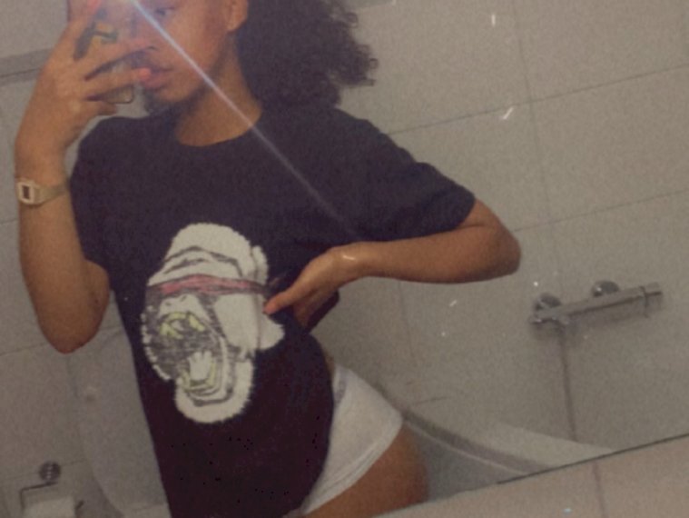 QueenN19's profile - Image n°0