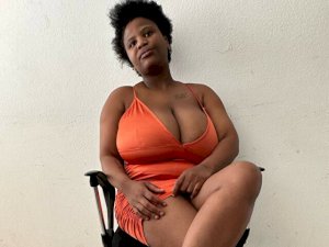 Queenboobs59's Sexcam