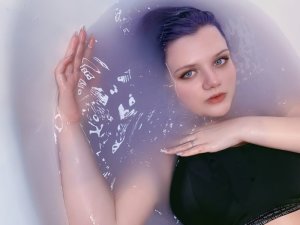 QueenaHughes's Sexcam