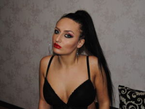 QueenCaryna's Sexcam