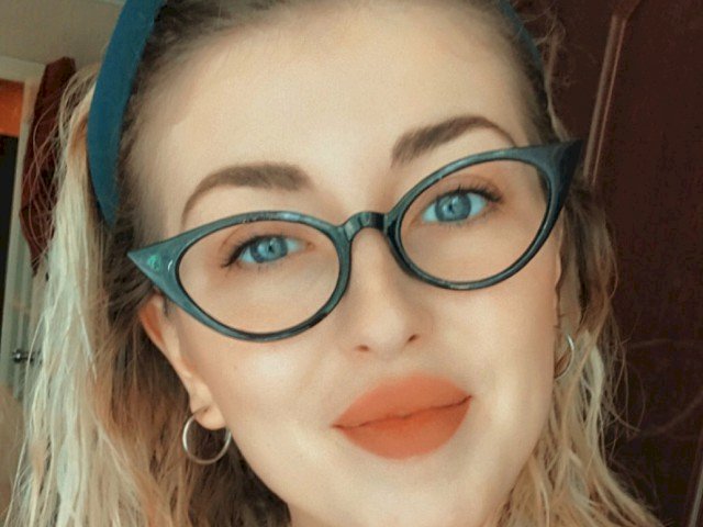 RikardaBell's profile - Image n°2