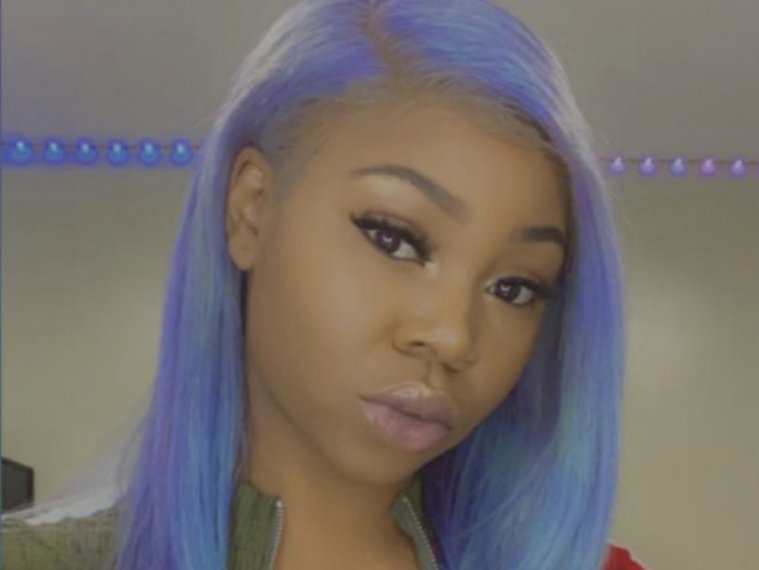 Roxxyredd's profile - Image n°0
