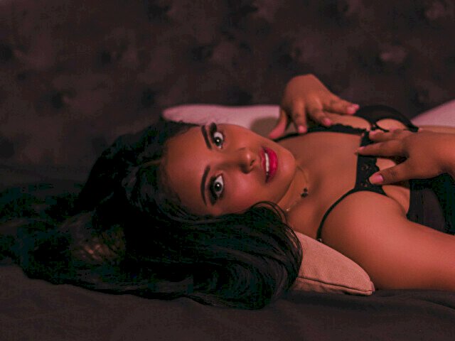 RoxaneCastro's profile - Image n°2