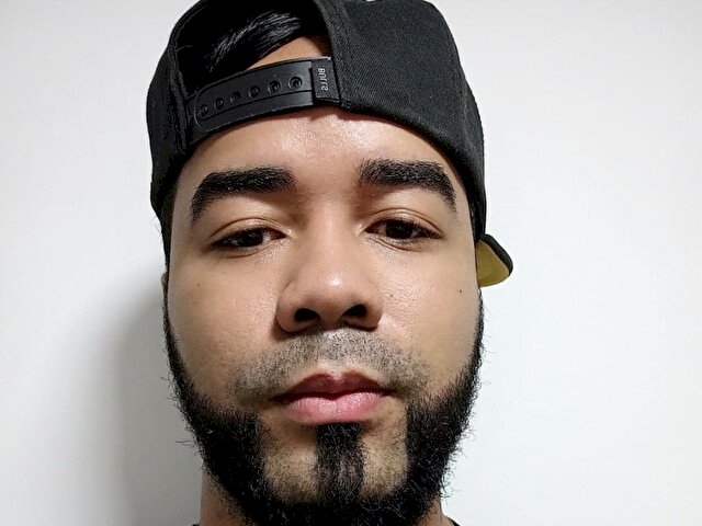RomeoHot's profile - Image n°0