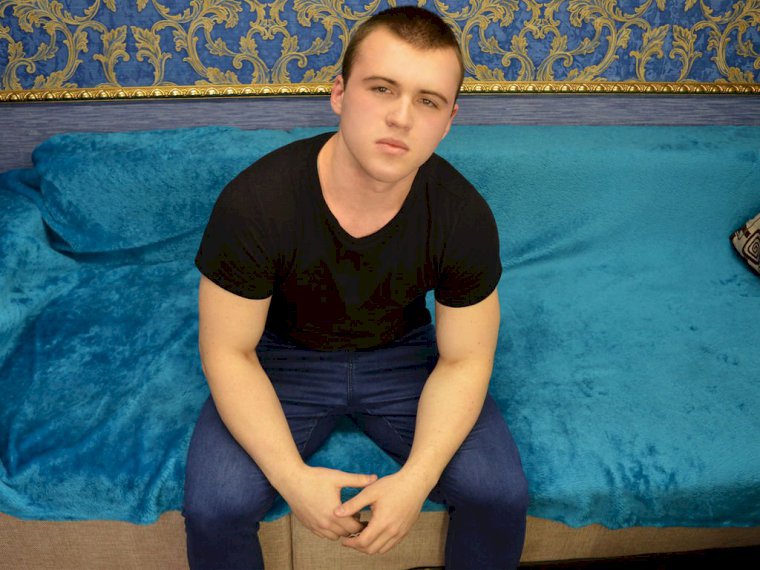 RalphDouson's profile - Image n°0