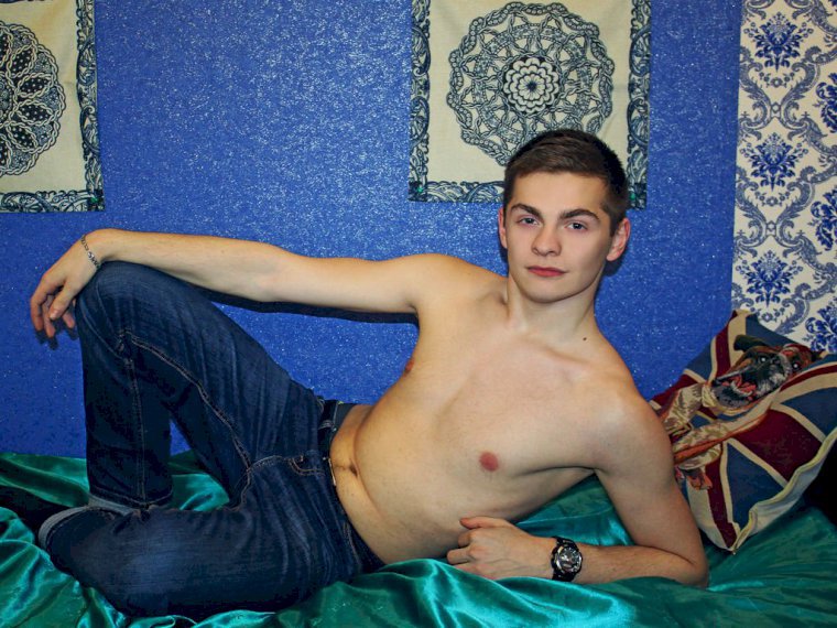 RalphRonnie's profile - Image n°0