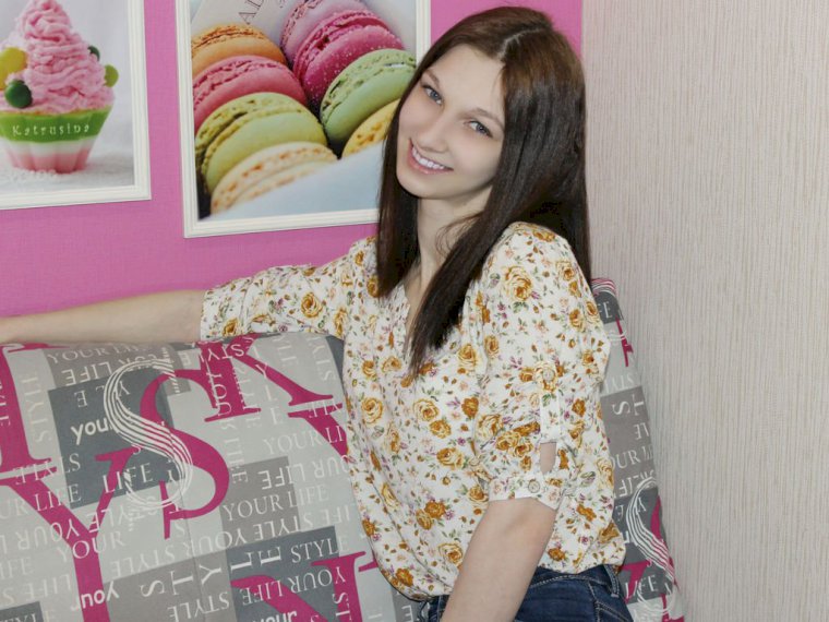 RealDateAnna's profile - Image n°0