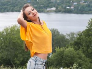 RealDateAnna's Sexcam