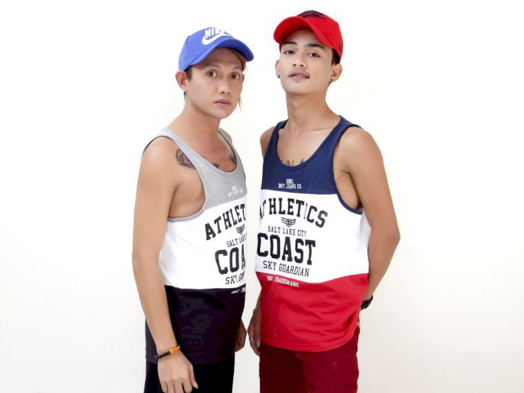 RealHOTCUMMERduo's profile - Image n°0