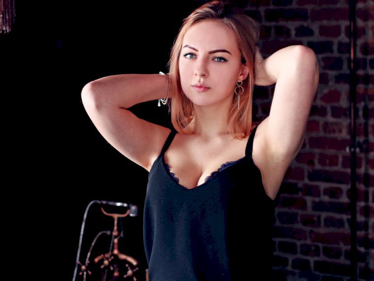 RebeccaCis's profile - Image n°0