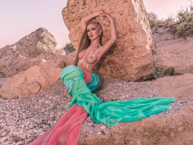 RebeccaGrace's profile - Image n°1