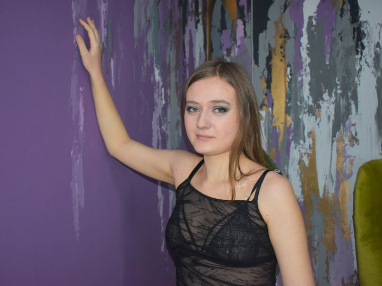 RebeccaWebster's profile - Image n°0