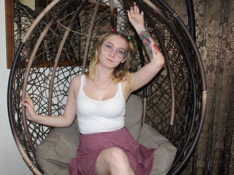 RenaChester's profile - Image n°0